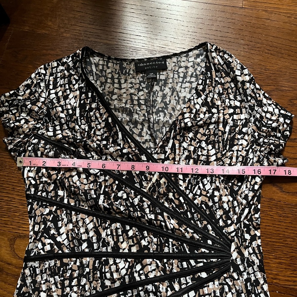 patterned dress - Picture 3 of 7